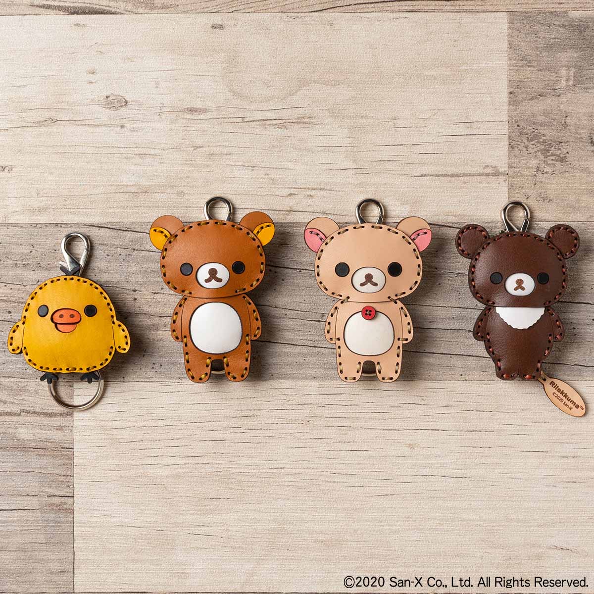 リラックマ × OJAGA DESIGN コラボレーションシリーズ 待望の新作レザーキーホルダーが登場です。