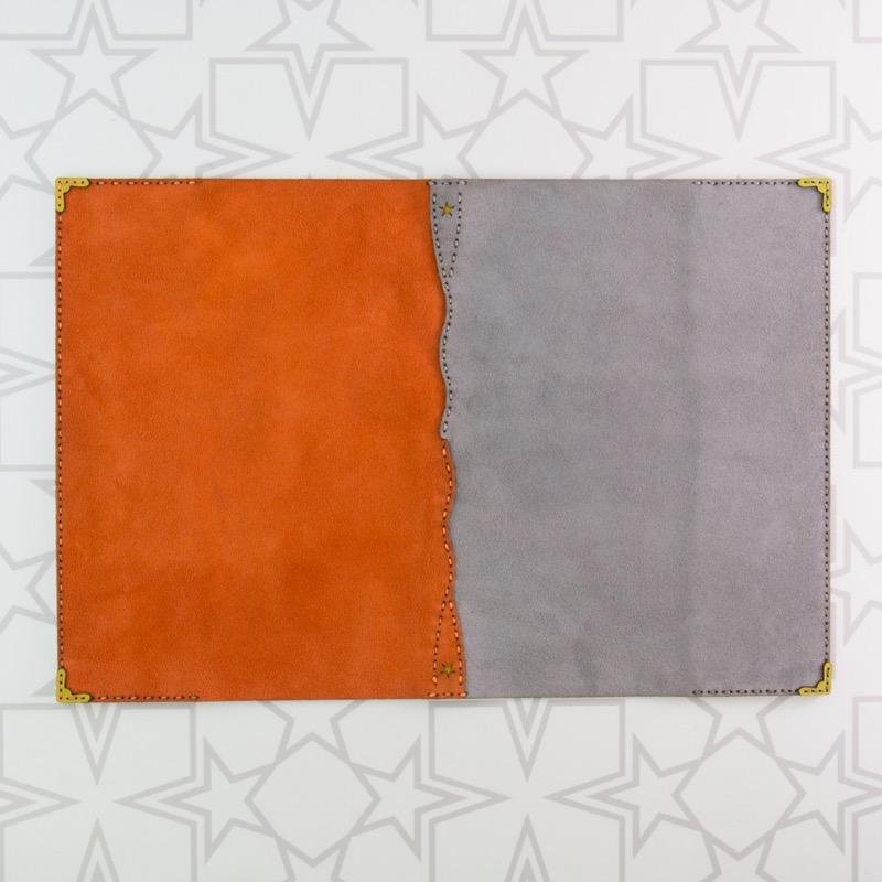 LYDIA (B5判サイズ)