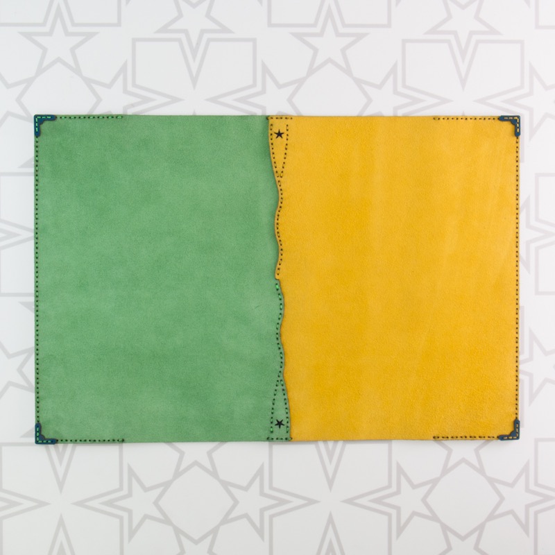 LYDIA (B5判サイズ)