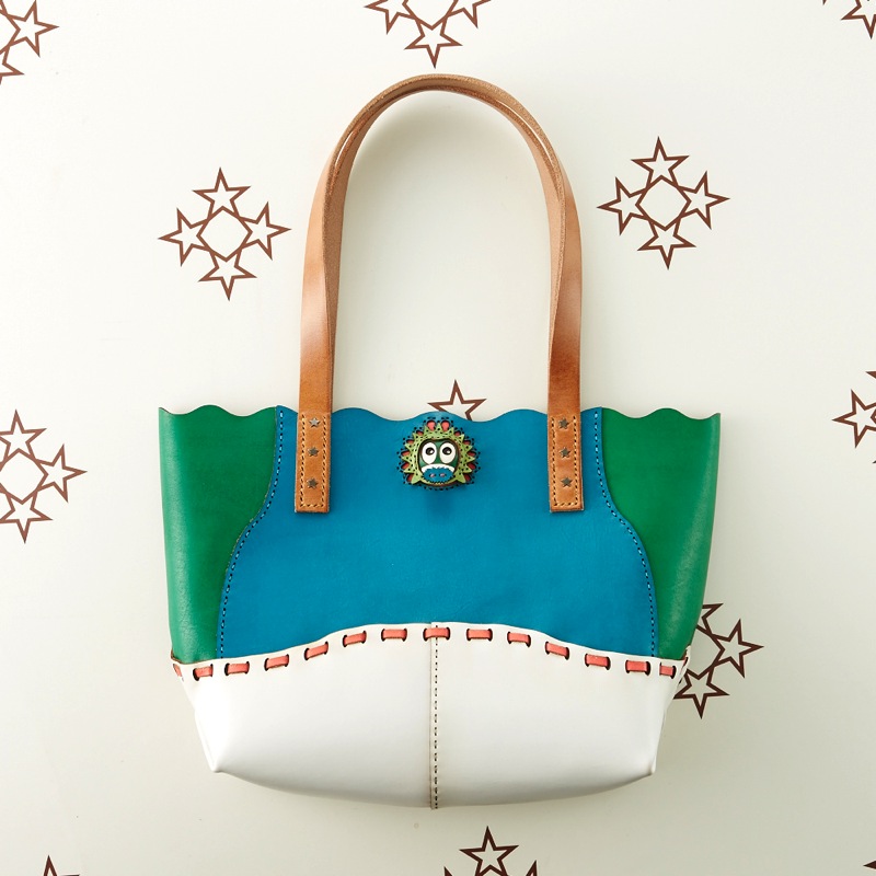 スラィリー トートバッグ