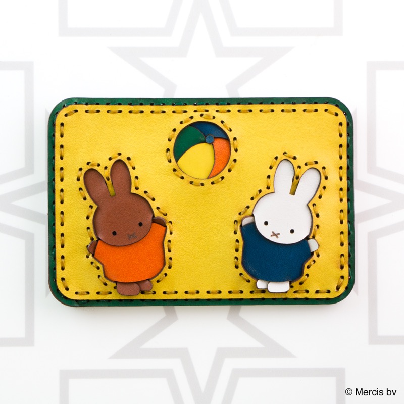 ミッフィーとメラニー パスケース