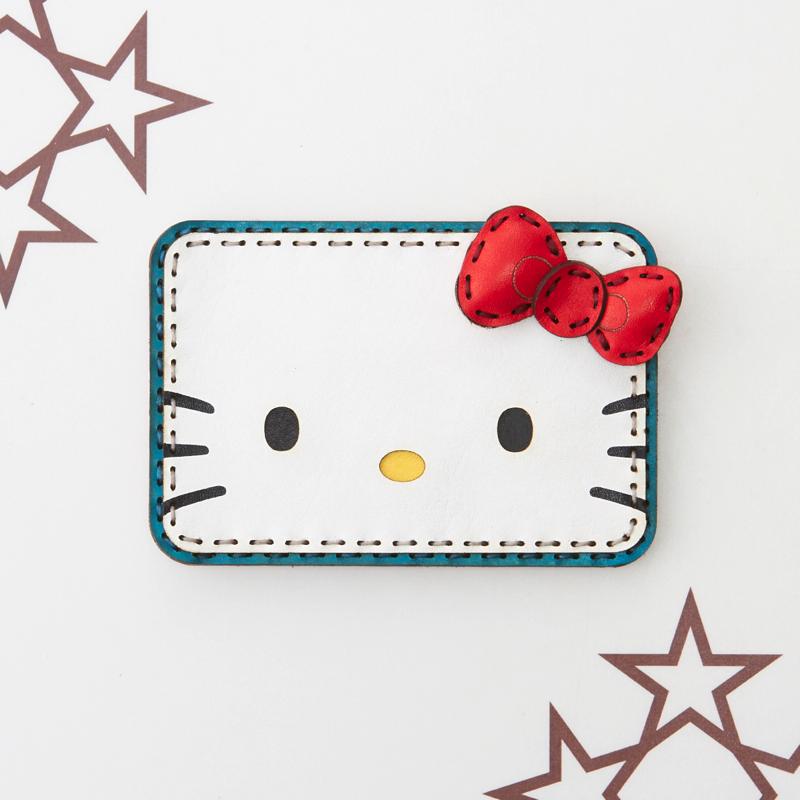 HELLO KITTY CARD CASE